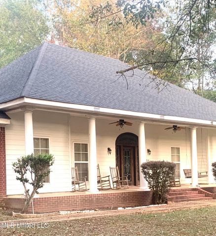 304 Whitetail Court, Florence, MS 39073