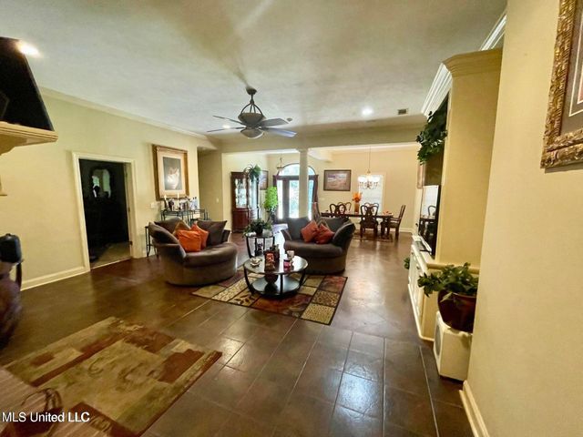 304 Whitetail Court, Florence, MS 39073