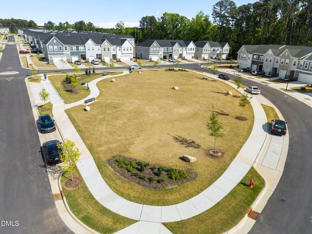 1814 Alpine Summer Lane, Apex, NC 27502