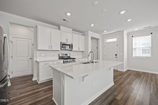 1814 Alpine Summer Lane, Apex, NC 27502