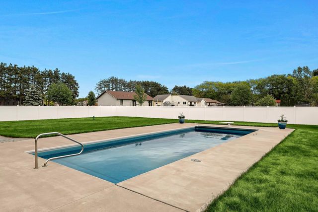 N8480 McWain DRIVE, Holmen, WI 54636