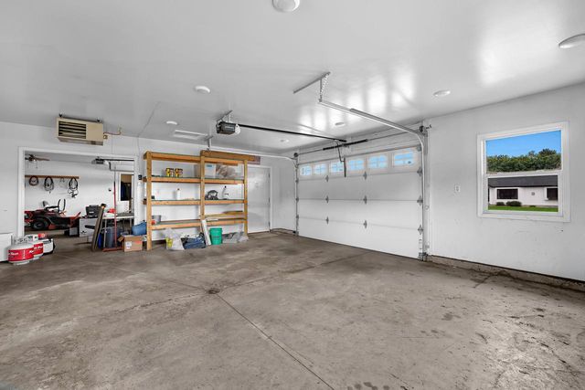 N8480 McWain DRIVE, Holmen, WI 54636