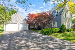 435 South Bay Circle, Colchester (colchester), VT 05446