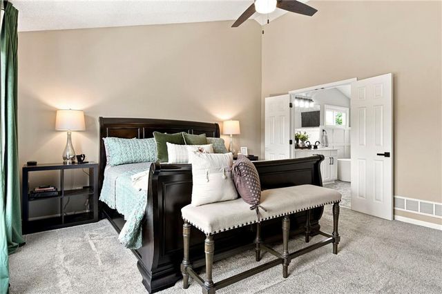 15662 S Blackfeather Street, Olathe, KS 66062