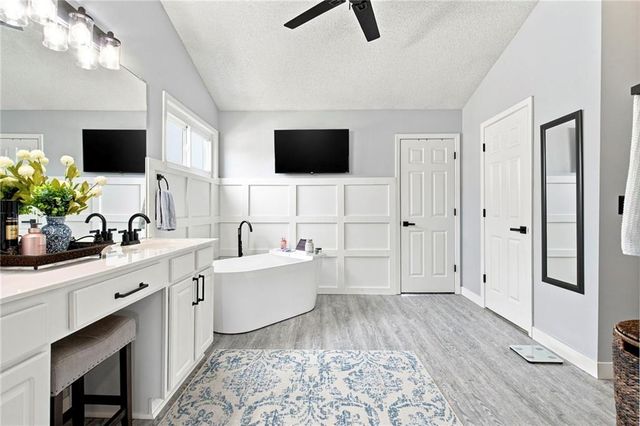 15662 S Blackfeather Street, Olathe, KS 66062
