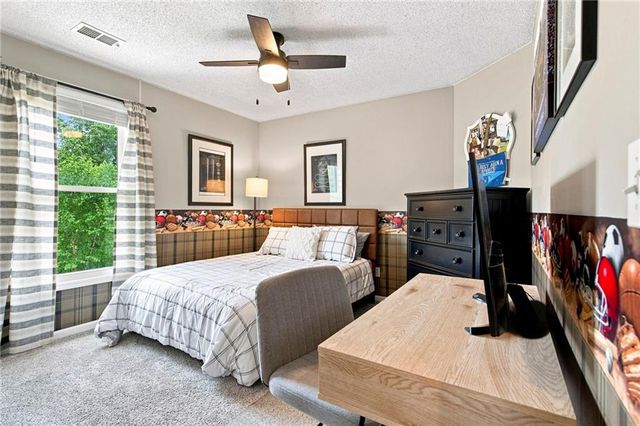 15662 S Blackfeather Street, Olathe, KS 66062
