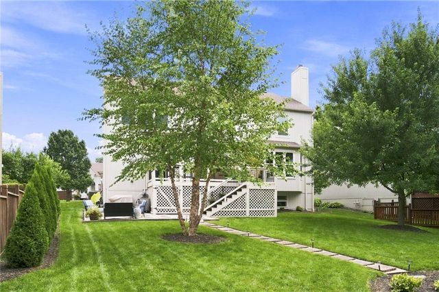 15662 S Blackfeather Street, Olathe, KS 66062