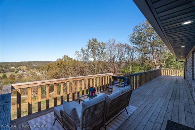 3311 Breezy Lane, Greenwood, AR 72936