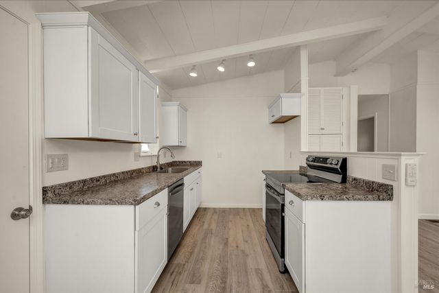 12773 Island Cir, Clearlake Oaks, CA 95423