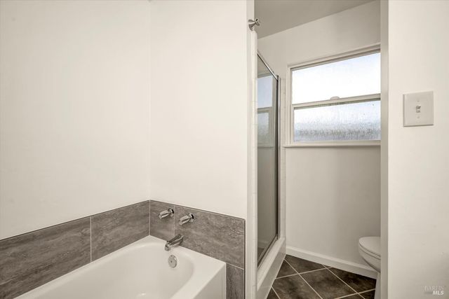 12773 Island Cir, Clearlake Oaks, CA 95423