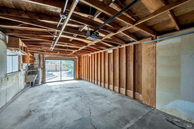 12773 Island Cir, Clearlake Oaks, CA 95423