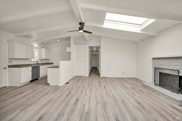 12773 Island Cir, Clearlake Oaks, CA 95423