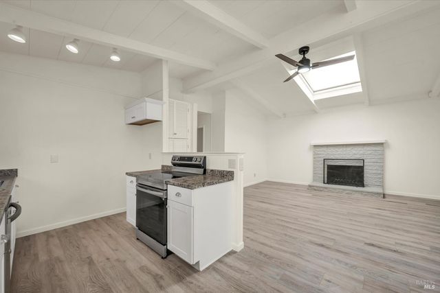 12773 Island Cir, Clearlake Oaks, CA 95423