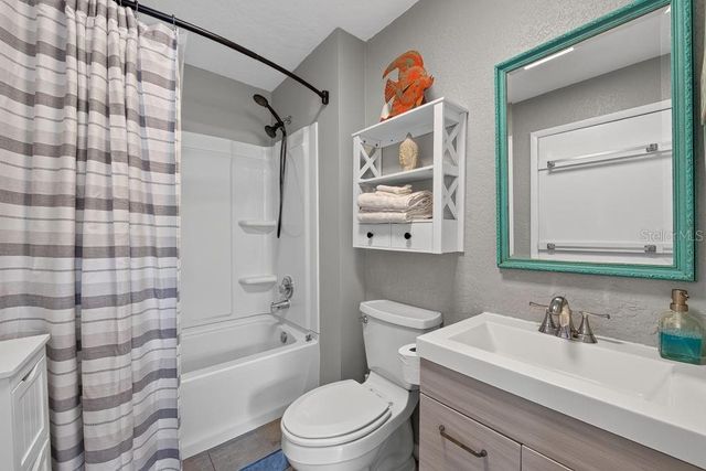 610 1ST AVENUE NE, Largo, FL 33770