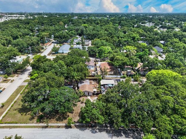 610 1ST AVENUE NE, Largo, FL 33770