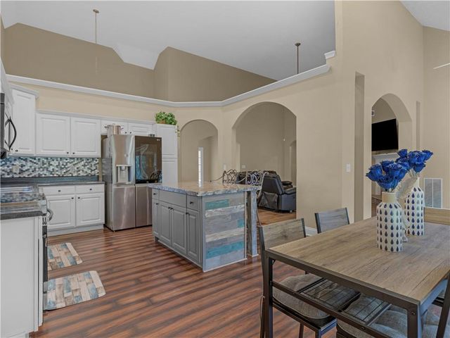 555 Huntington Trail, Temple, GA 30179