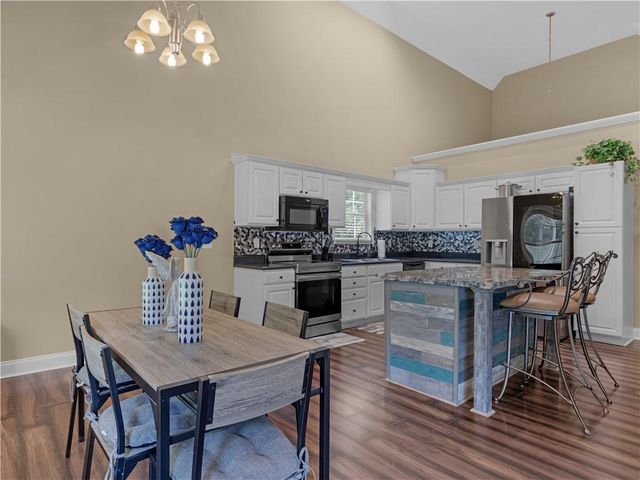 555 Huntington Trail, Temple, GA 30179