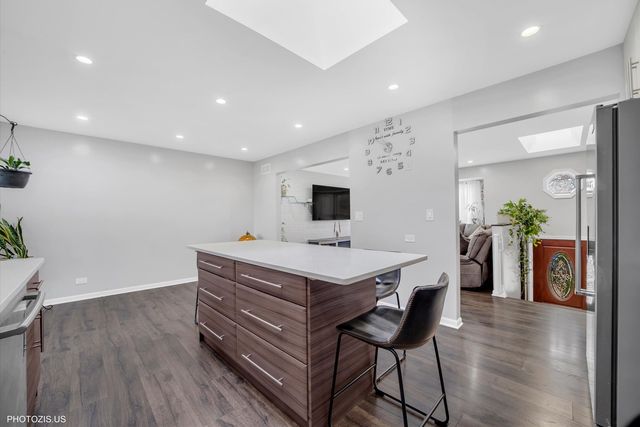 21314 Highland Drive, Lake Zurich, IL 60047