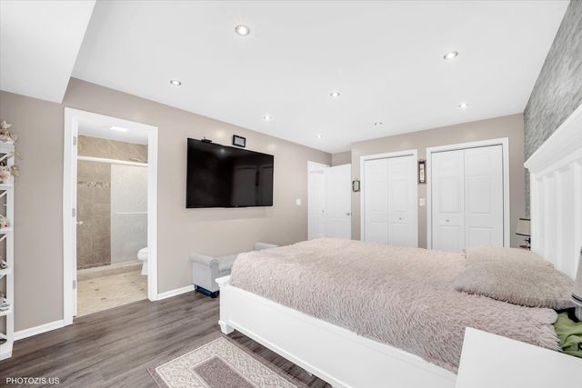 21314 Highland Drive, Lake Zurich, IL 60047