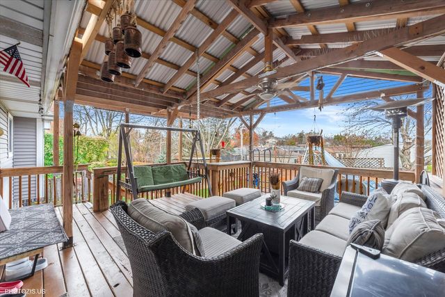 21314 Highland Drive, Lake Zurich, IL 60047