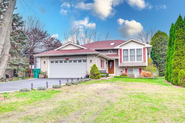 21314 Highland Drive, Lake Zurich, IL 60047