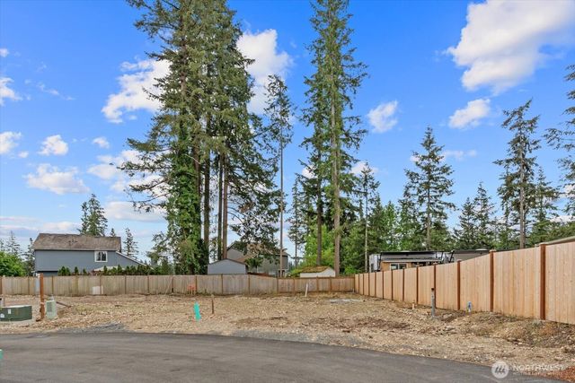 22001 SE 276th Place, Maple Valley, WA 98038
