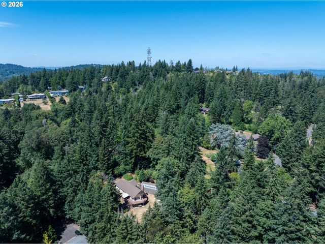 10321 Se EASTMONT Dr, Damascus, OR 97089