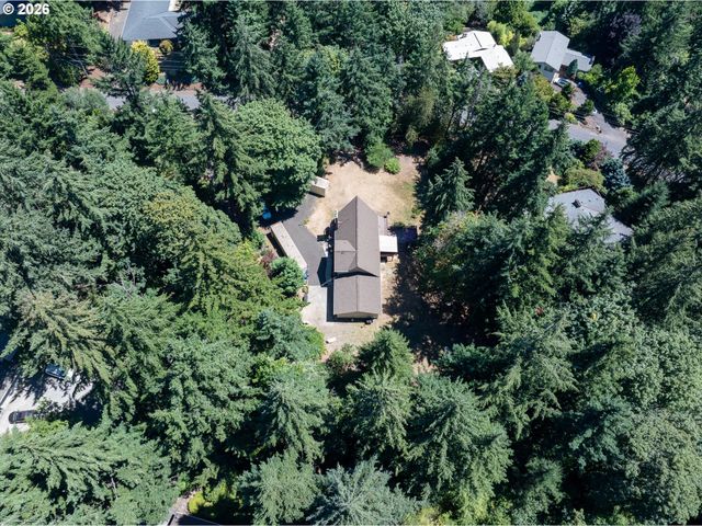 10321 Se EASTMONT Dr, Damascus, OR 97089