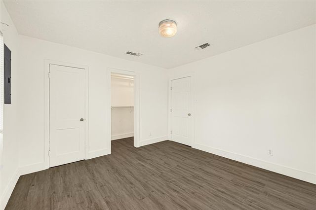 969 Wakefield Drive, Houston, TX 77018