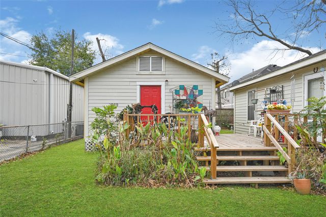 969 Wakefield Drive, Houston, TX 77018