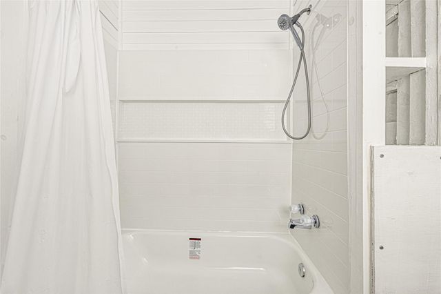 969 Wakefield Drive, Houston, TX 77018