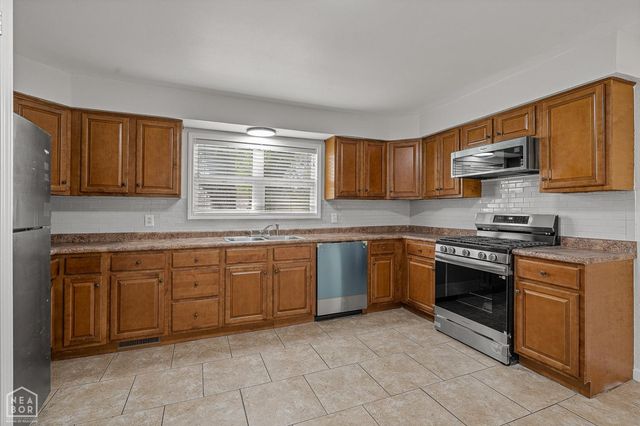 401 W Highland, Jonesboro, AR 72401