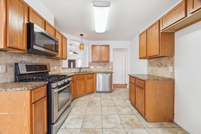 6831 Catarina Circle, Houston, TX 77084