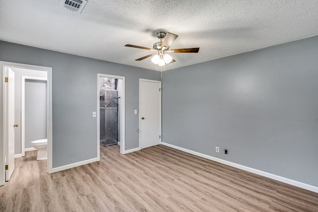 617 Regal Drive, Tunnel Hill, GA 30755