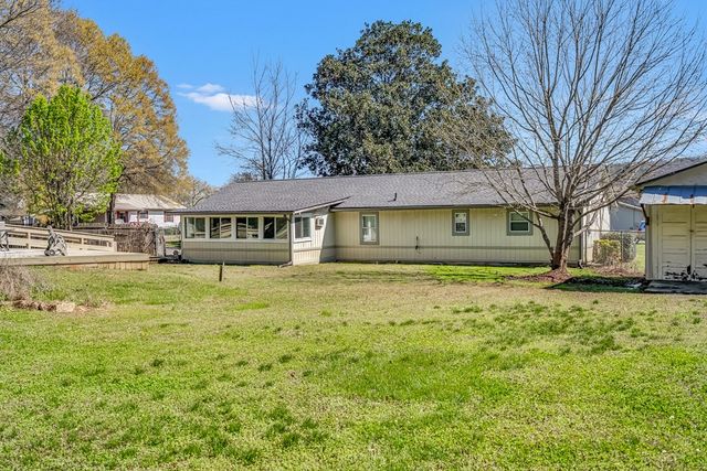 617 Regal Drive, Tunnel Hill, GA 30755