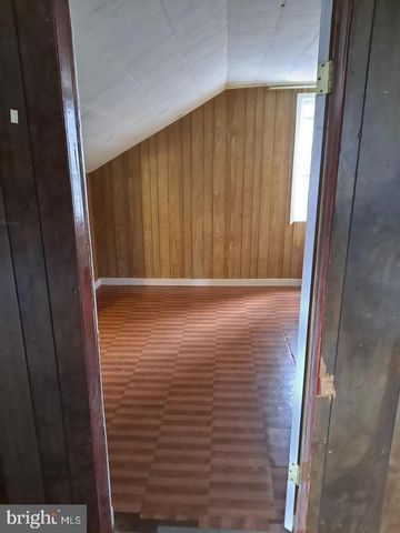 1121 ELMWOOD AVE, Sharon Hill, PA 19079
