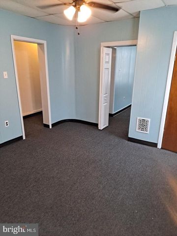 1121 ELMWOOD AVE, Sharon Hill, PA 19079