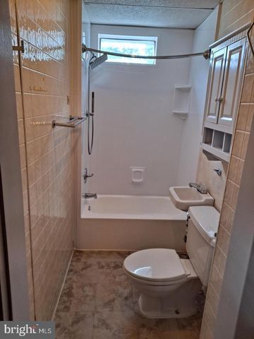 1121 ELMWOOD AVE, Sharon Hill, PA 19079
