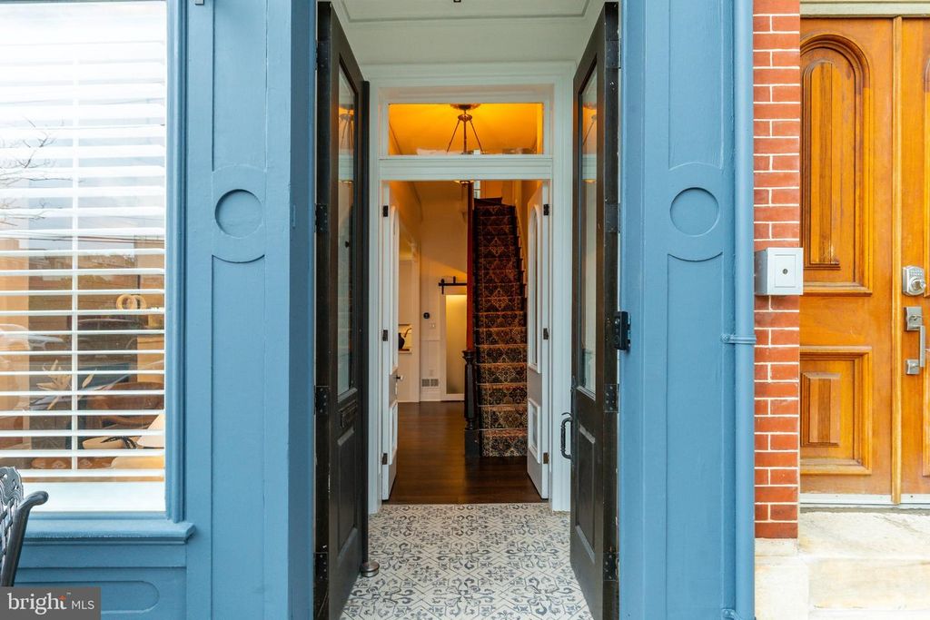 1916 FAIRMOUNT AVE, PHILADELPHIA, PA 19130 — photo 5