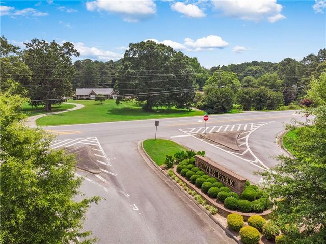 1061 Highway 92 N, Fayetteville, GA 30214