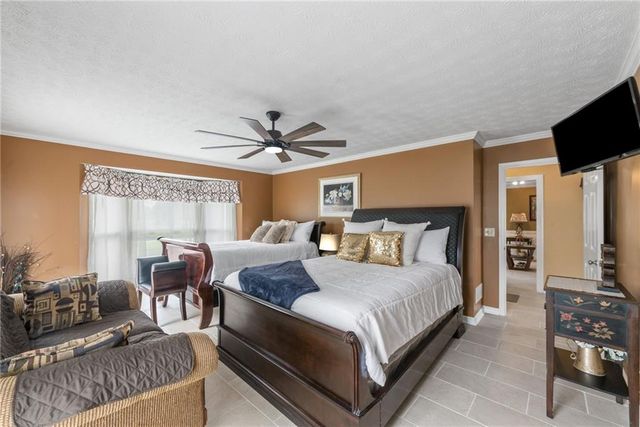 1061 Highway 92 N, Fayetteville, GA 30214