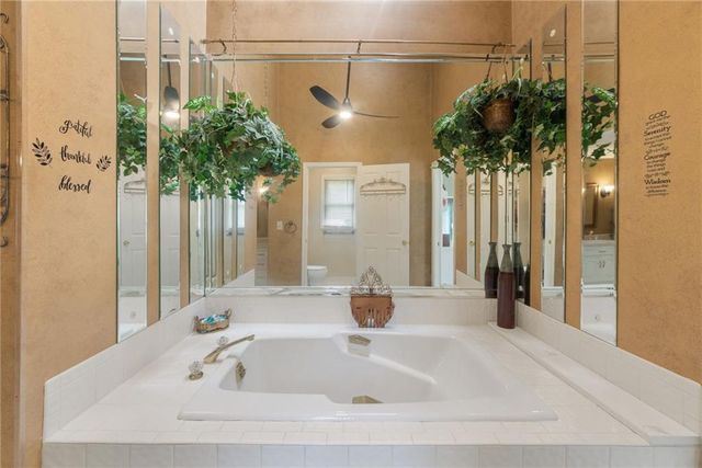 1061 Highway 92 N, Fayetteville, GA 30214