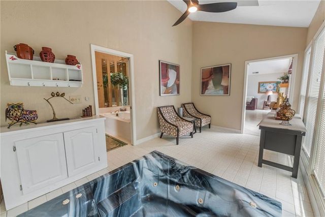 1061 Highway 92 N, Fayetteville, GA 30214