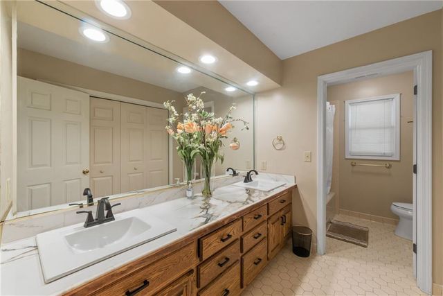 1061 Highway 92 N, Fayetteville, GA 30214