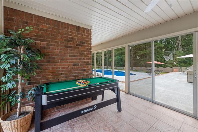 1061 Highway 92 N, Fayetteville, GA 30214