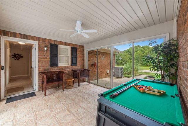 1061 Highway 92 N, Fayetteville, GA 30214