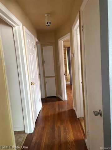 1843 Buckingham Avenue, Lincoln Park, MI 48146