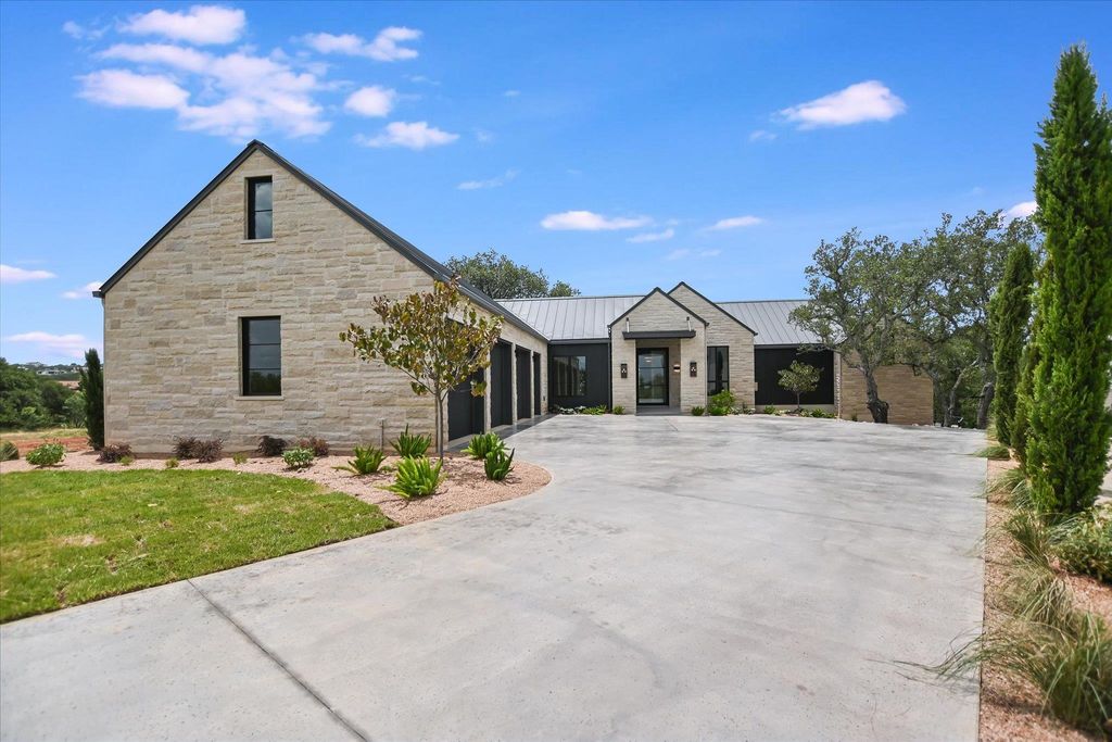 138 Coralberry, Horseshoe Bay, TX 78657
