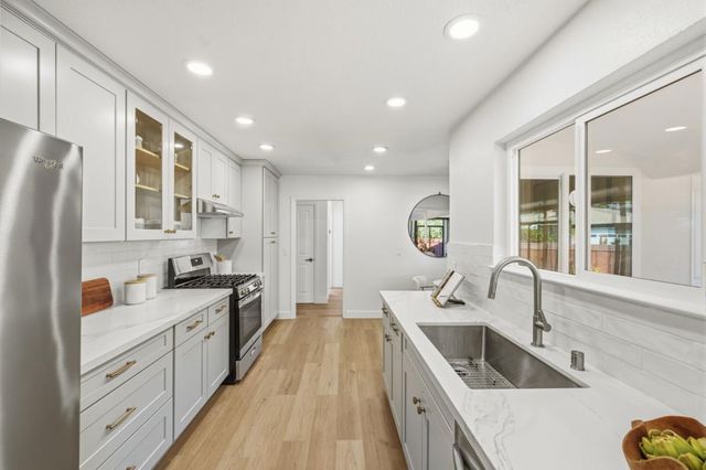 239 Prague Street, San Mateo, CA 94401