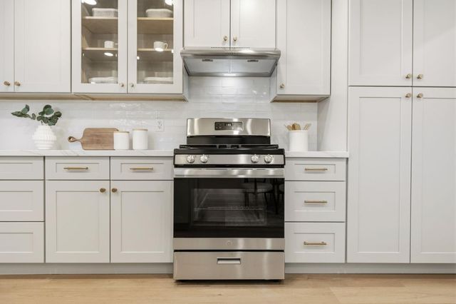 239 Prague Street, San Mateo, CA 94401